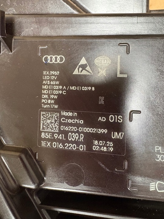 фото №12, Audi a6 c9 e-tron фара левая передняя перед полный led matrix 85e941039r