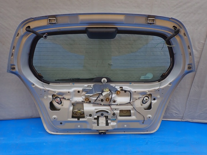 фото №6, Suzuki liana 04-07 крышка багажника стекло z2s