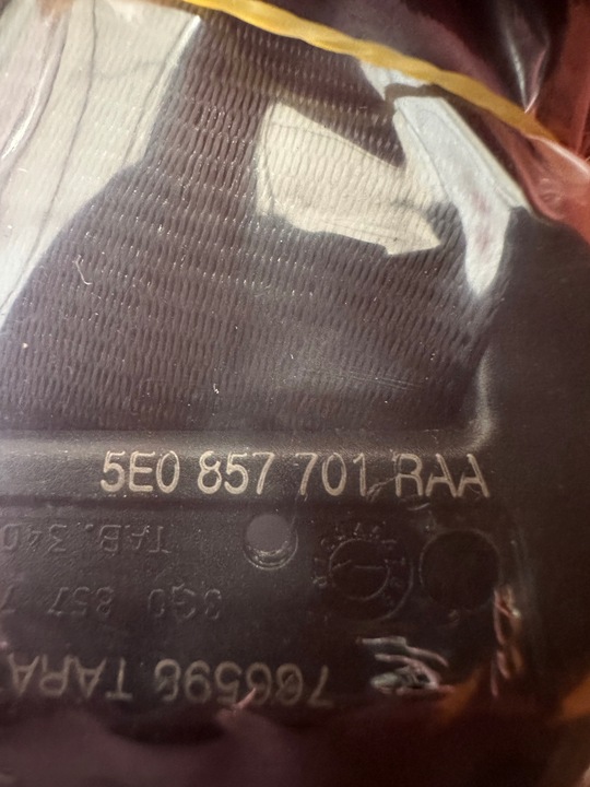 фото №4, Ремни безопасности vw golf vii skoda octavia iii 5e0857702 5e0857701...