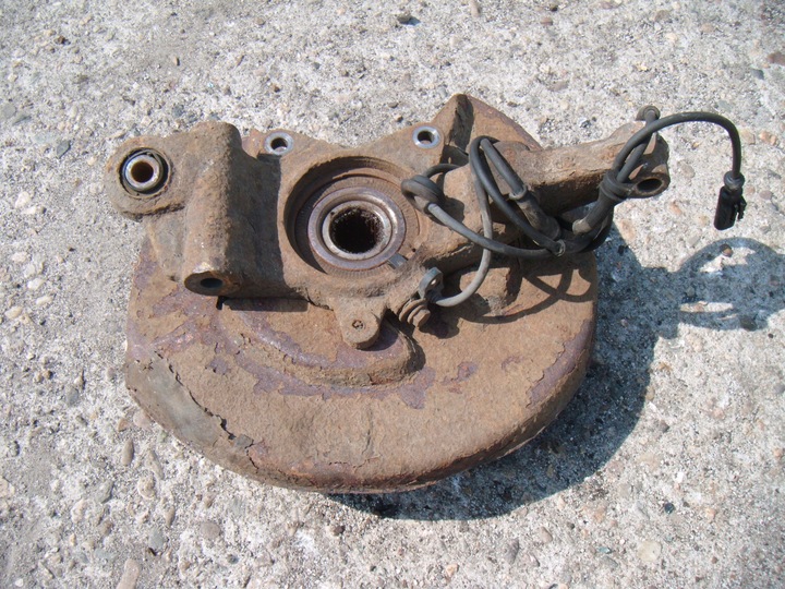 фото №3, Alfa romeo 156 crosswagon 4x4 q4 03-07 поворотна опора ступиця праві зад