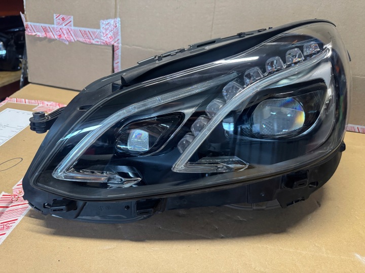 фото №16, Mercedes e 212 w212 рестайлинг ils полный led левая 2129063103 kz
