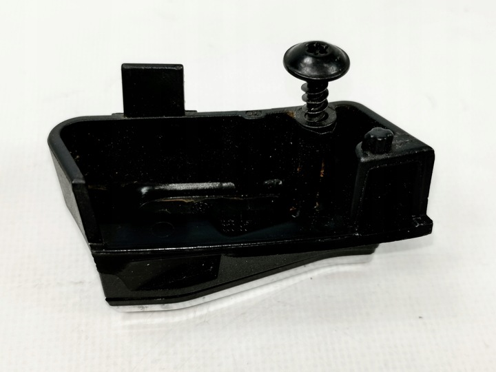 фото №11, Touareg iii заглушка фаркоп бампера зад 760807450b