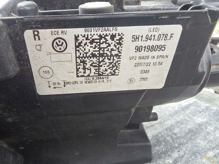 фото №15, Vw golf 8 viii 5h1 лампы перед полный led iq light 5h1941077f 5h1941078f 2022