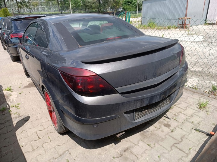 фото №12, Дверь перед правое пассажира opel astra iii h 3 z177 cabrio