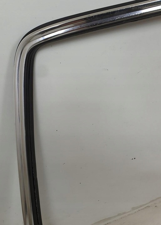 фото №7, Планка прокладка стёкла зад хром mercedes w126