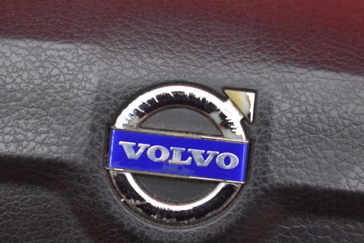 фото №7, Подушка подушка безопасности водителя 30754311 volvo s60 1 i рестайлинг 04-09