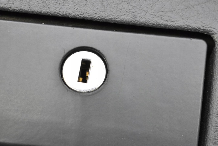 фото №8, Бардачок пассажира eu 4a1857035d audi a6 c4 94-97