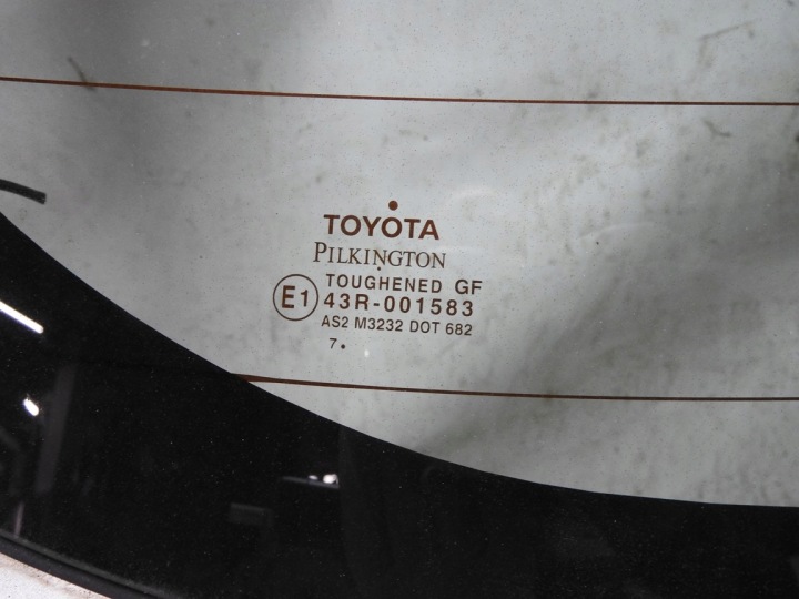 фото №7, Toyota auris i 5d 06-09 1c0 кришка багажника зад з скло