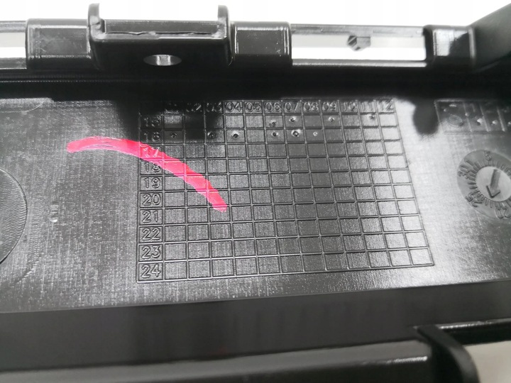 фото №13, Решётка бампера porsche panamera 971 turbo gts 17- перед