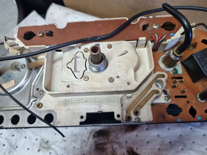 фото №7, Спидометр приборы w201 190 2015402747