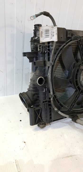 фото №10, Радіаторів води кондиціонер. вентиляційний отвір. opel insignia 2,0