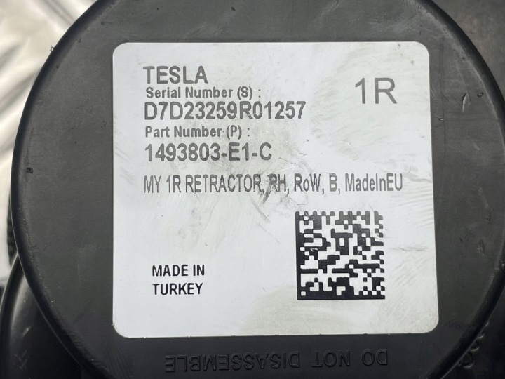 фото №12, Tesla oem номер 1493803-e1-c модель y pas безопасности правое перед передний