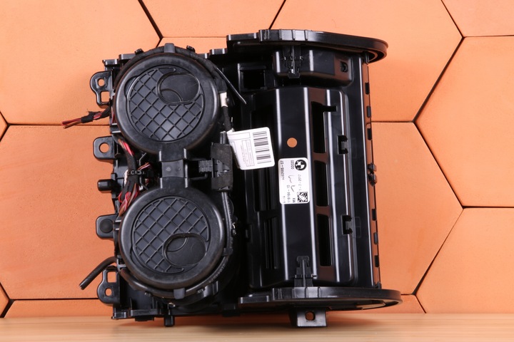 фото №3, Bmw x3 g01 x4 g02 держатель na кружки бардачок ролета подстаканник 9392685