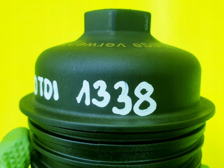 фото №7, Крышка гайка корпуса фильтра масла a6 c7 a7 c7 q7 a8 d4 q5 3.0tdi 70358579