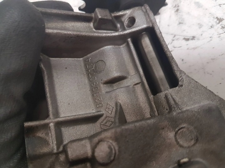 фото №10, Насос масла renault fluence 1.5 dci 2009-2020 двигателя масляная