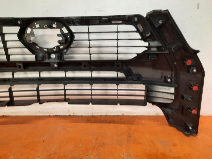 фото №9, Toyota hilux viii 15- решётка бампера перед решётка решётка радиатора 53100yp751