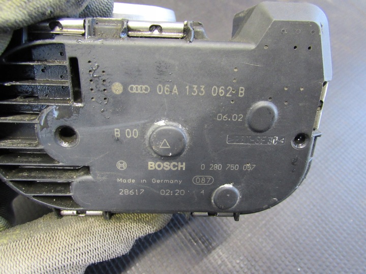 фото №11, Дросельна заслінка 06a133062b 0280750057 vw sharan i 00-10r