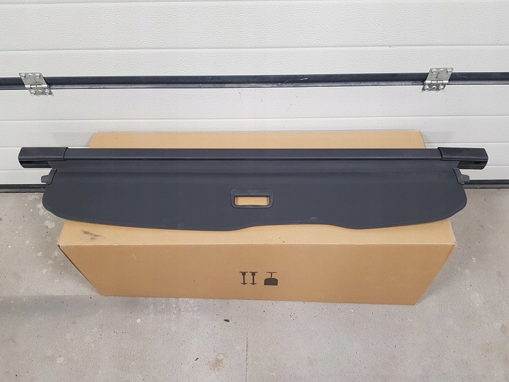 фото №1, Ролета багажника зад vw caddy 2k5 15r- pod дверь