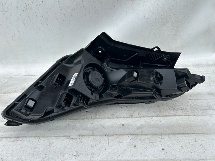 фото №15, Hyundai tucson iv 20-24 лампа правая 92208-n7100 европа серый рамка