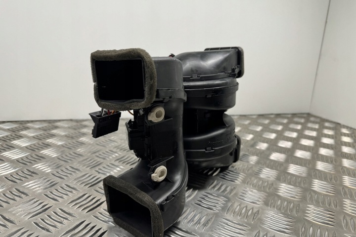 фото №10, Отопитель bmw 7 f01, f02 9311853 3.0l дизель 190kw 2015