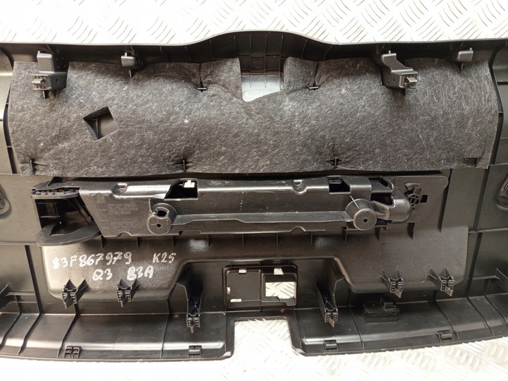 фото №13, Audi q3 83a оббивка захист багажника 83f867979