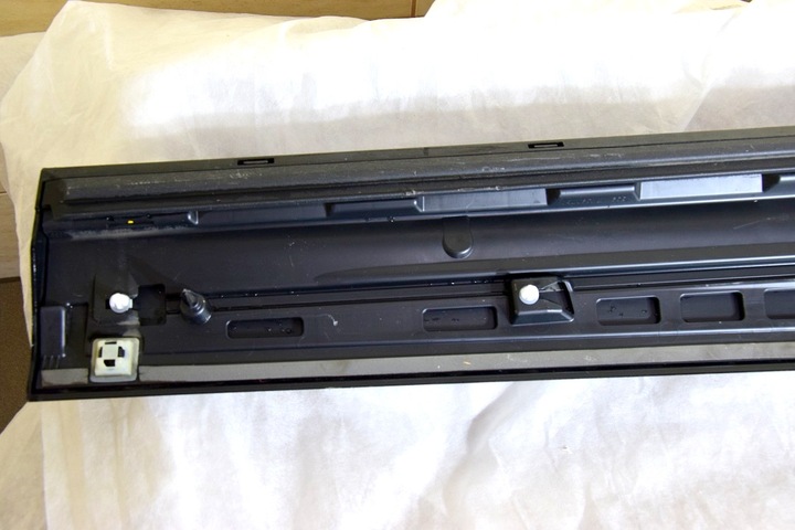 фото №13, Audi оригинальный номер 81a.853.959.b планка дверь