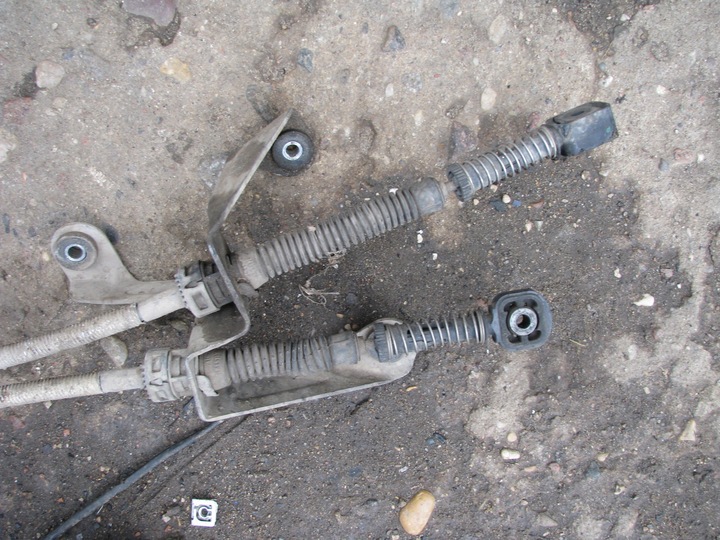 фото №7, Skoda octavia 2 ii 1.9tdi тросы выборщик домкрат изменения коробки передач 1k0711049as