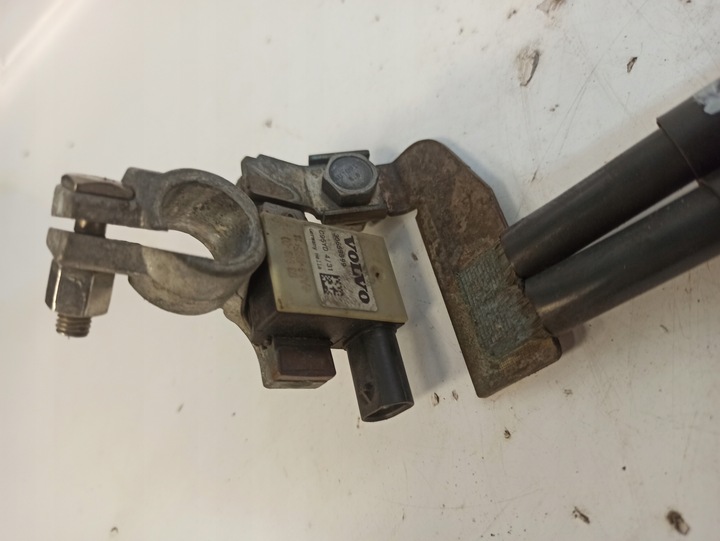 фото №9, Volvo v40 ii 2 клемма минусовая 31376092 30659899