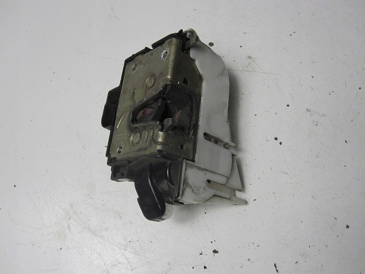 фото №7, Замок дверь задний левый vw polo iii 6n 95r