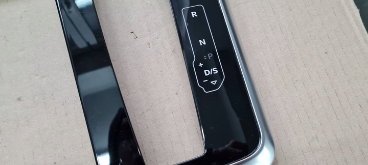 фото №12, Sq8 4m rsq8 q8 планка декоративная dekor дверь консоли англичанин пианино 4m8857720j