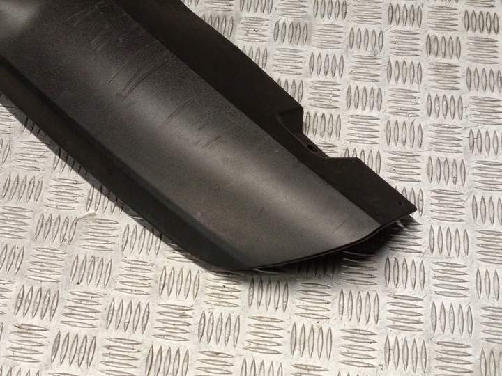 фото №7, Fiat оригинальный номер 735714171 500e планка диффузор накладка бампера заднего зад