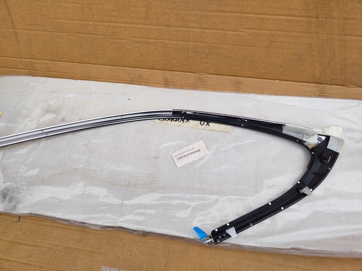 фото №6, Lexus ux планка дверь хром новая оригинальная