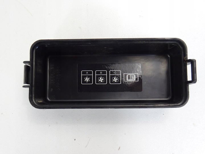 фото №8, Outlander iii рестайлинг коробка реле крепление 2015-