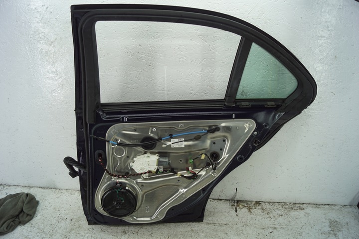 фото №16, Двері праві зад mercedes c w204 c359 359 sedan