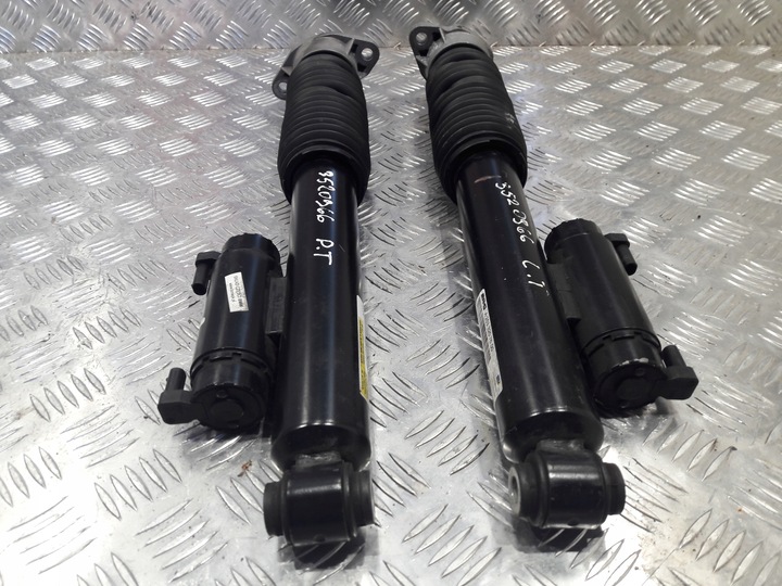 фото №10, Mercedes glc w253 amg амортизатор зад a2533207600