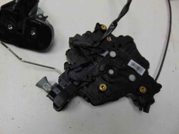 фото №13, Замок дверь раздвижных боковых правые vw transporter t5 рестайлинг 7h0843654dh