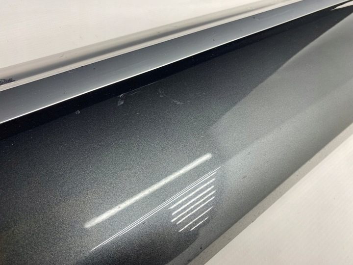 фото №6, Планка двері праві перед audi q7 sq7 4m0853960b lz7s