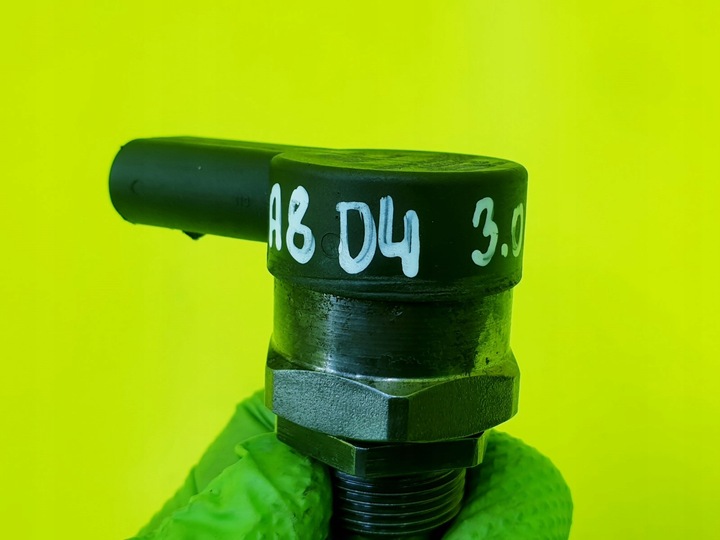 фото №8, Регулятор давления топлива a6 c7 a7 q7 a8 d4 sq5 q5 3.0 tdi 057130764ae