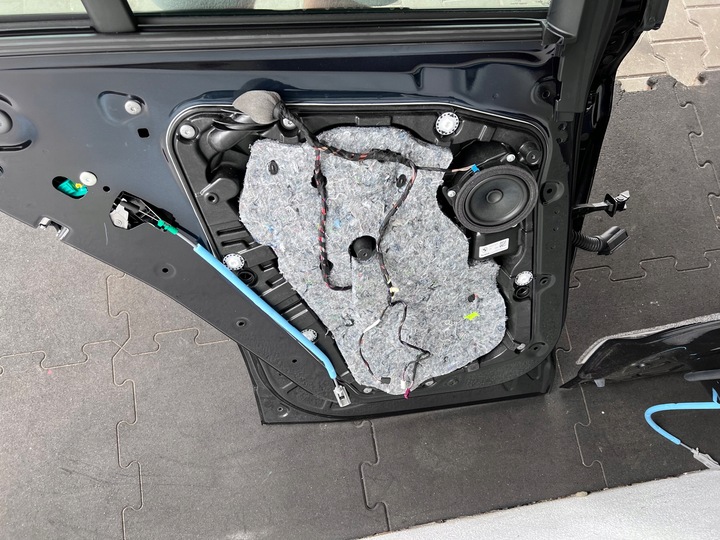 фото №8, Дверь левый перед зад bmw x4 g02 f98 цвет 416 карбон-черный