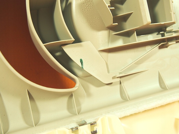 фото №8, Audi a6 4g c7 fl 42km злив оббивка стеля права повітропровід 4g0867244a