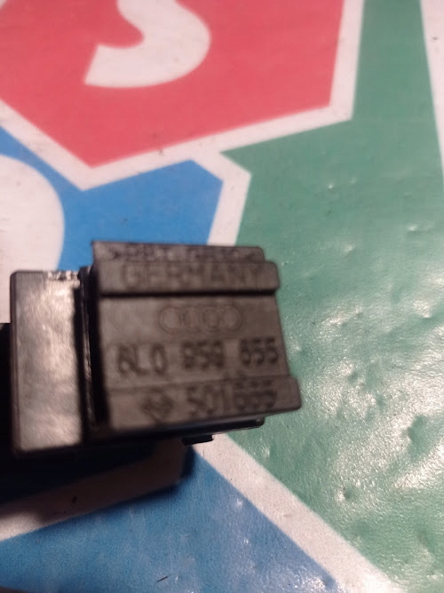 фото №7, Перемикач скла audi a3 8l0959855 501665