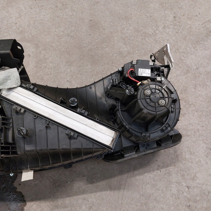 фото №11, Audi a4 b8 обігрівач повітродувка змішувач 8k1820005q