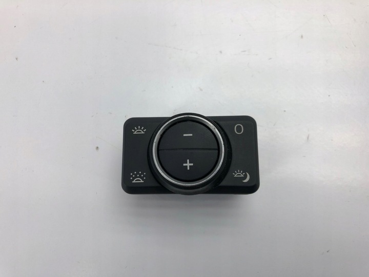 фото №1, Daf 106 xf евро 6 переключатель освещение интерьера 2149486 2141880