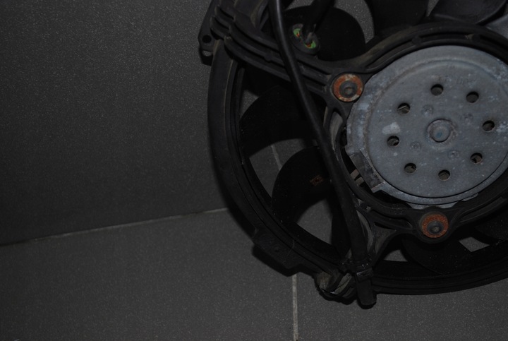 фото №8, Вентилятор радіатор води audi a8 d2 2.8 amx