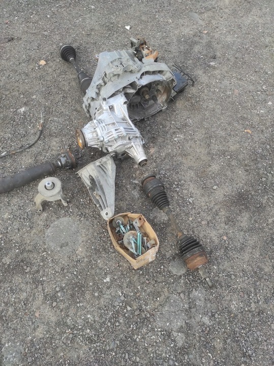 фото №5, Vw t5 2.5 tdi привод 4x4 swap коробка передач мост редуктор wał полуось выхлоп жгут