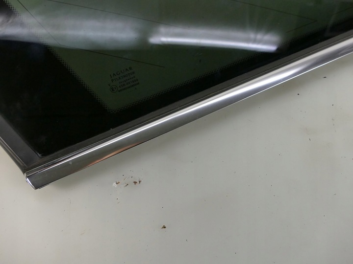фото №7, Jaguar xf x250 sportbrake скло кузовна l.t.
