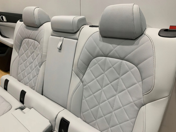 фото №8, Bmw x6 g06 lci сиденья диван салон обшивки jak новое!