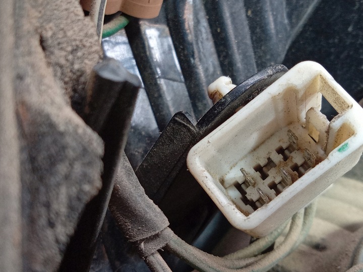 фото №5, Corolla e11 liftaback лампа зад левая