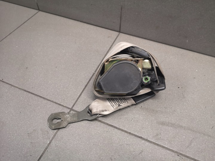 фото №3, Pas безопасности левый перед a8 d2 4d0857705q