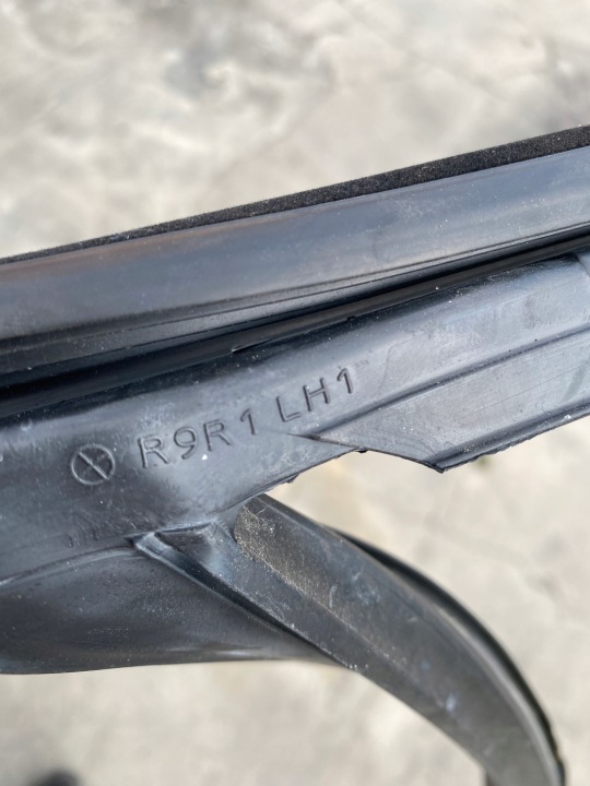 фото №7, Ford mondeo mk iv 2007-2014 ущільнювач двері ліві p